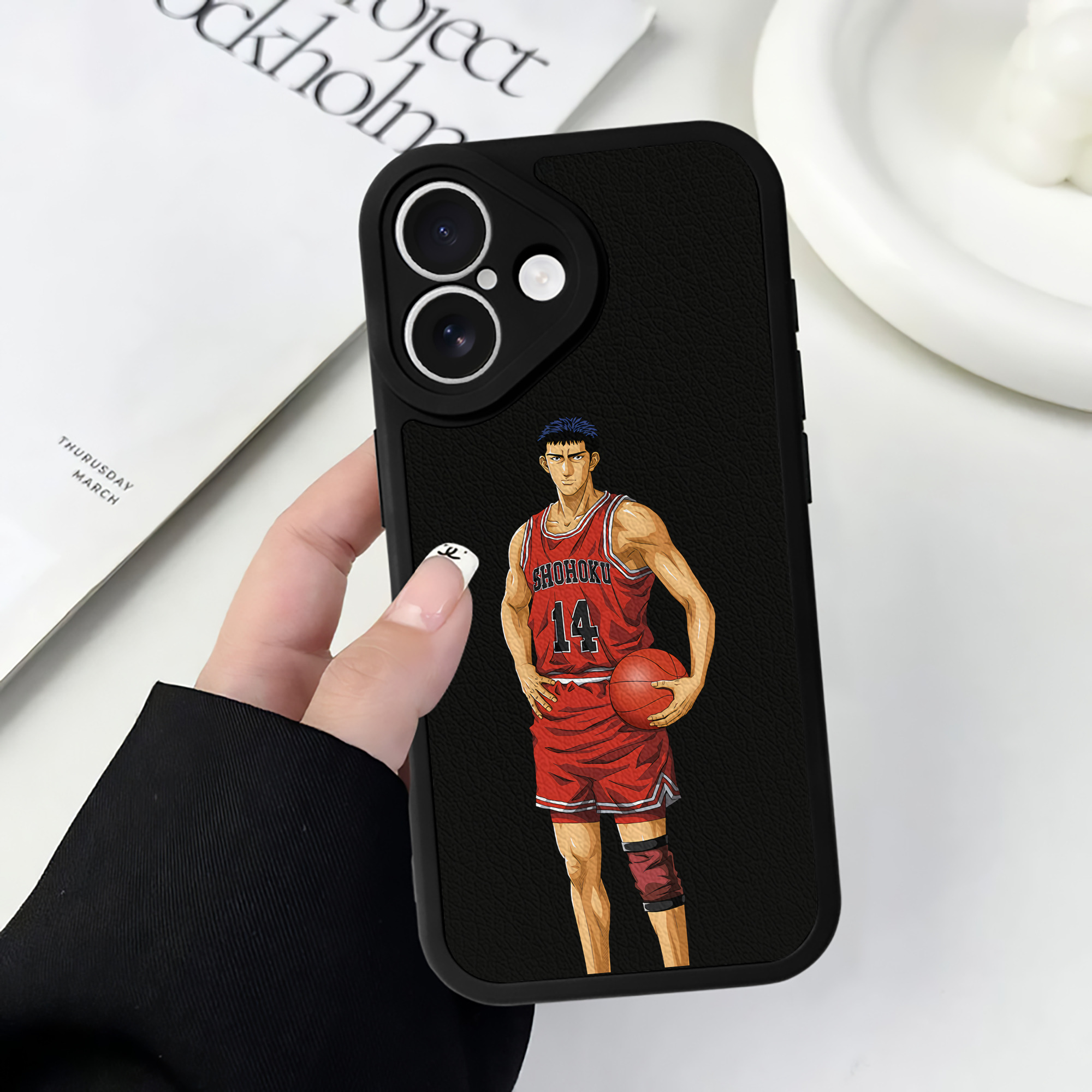 （画像用） SLAM DUNK／スラムダンク 【iPhone 16シリーズ対応】シリコンスマホケース（レザー調） 材質：シリコン